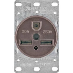 Cooper Wiring Straight Blade Grounded Power Receptacle